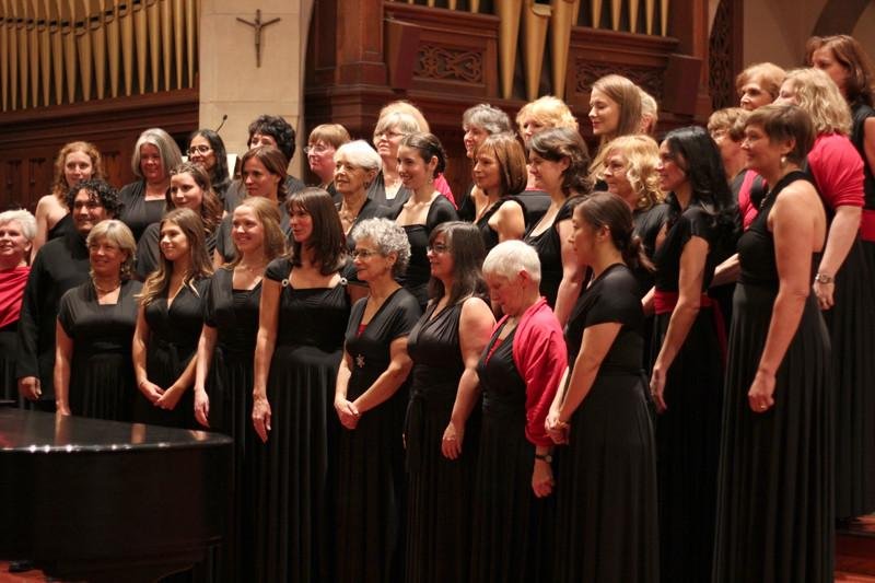 Oriana Women’s Choir Uniforms and Performance