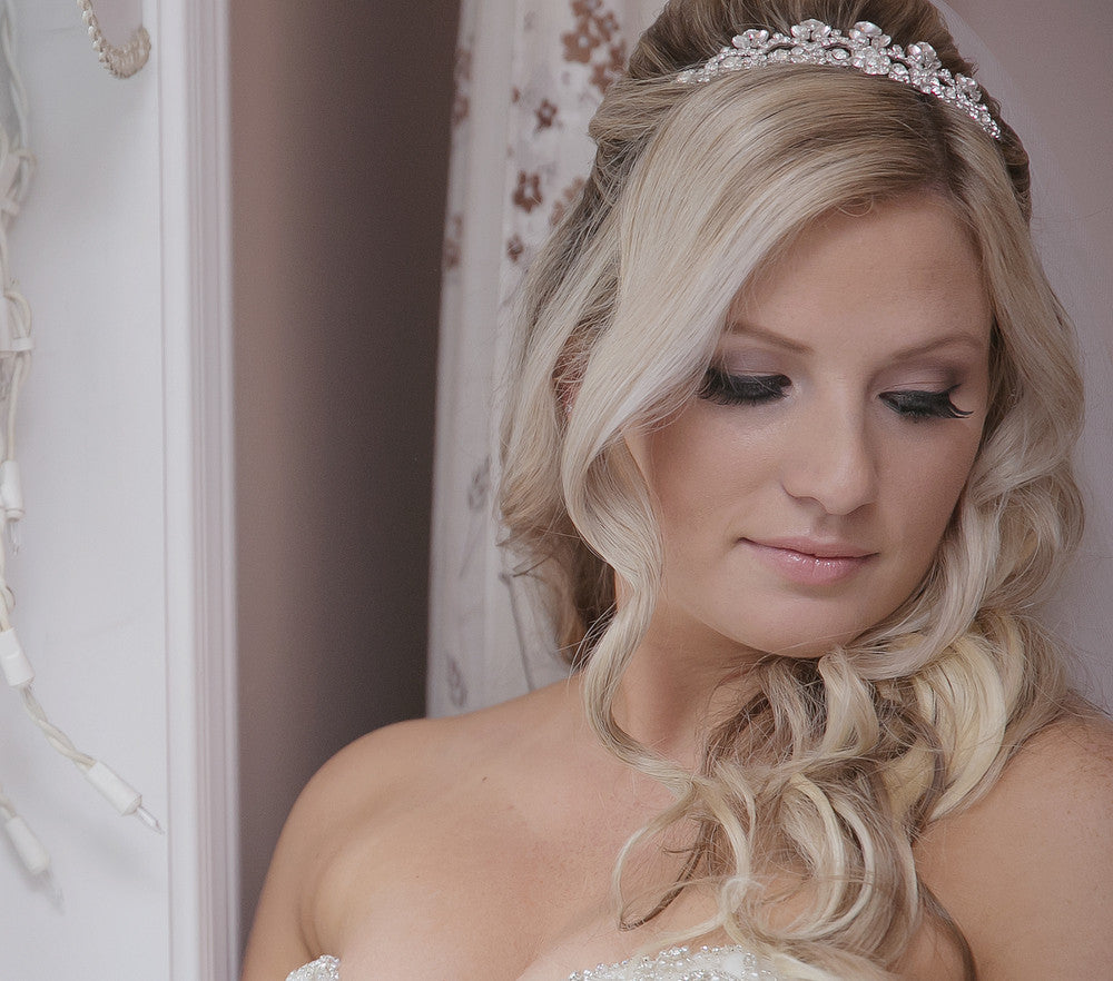 best wedding day makeup - bridal makeup - bride beauty - wedding day beauty