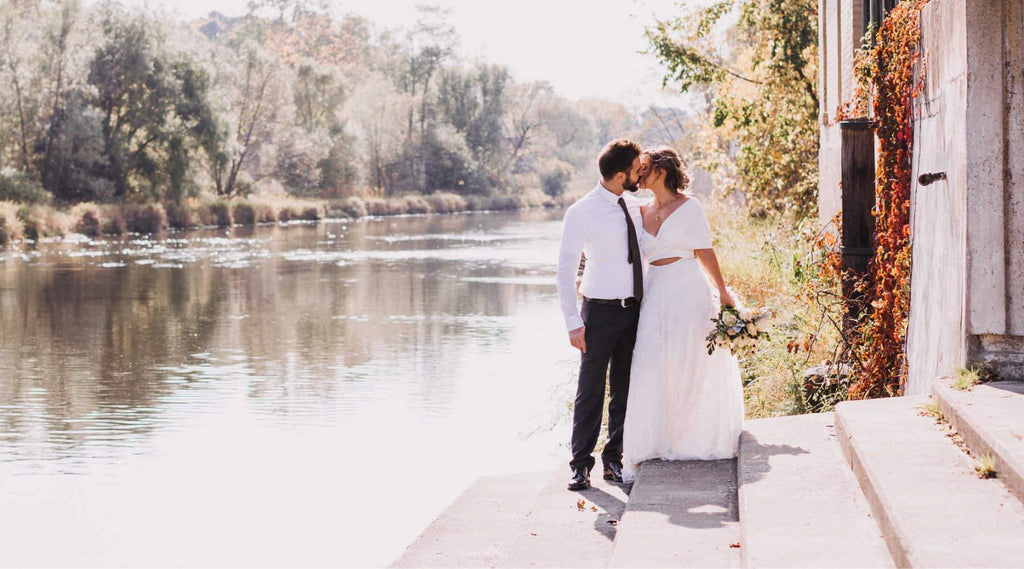 Dress Ideas for Small Micro Weddings, Elopements & Minimalist Brides